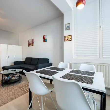 Rosetti Blanc - Modern 1br In Center 公寓